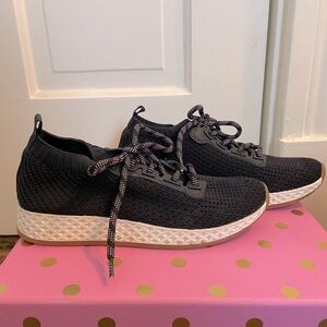 Urban Sport J. slides NWOT